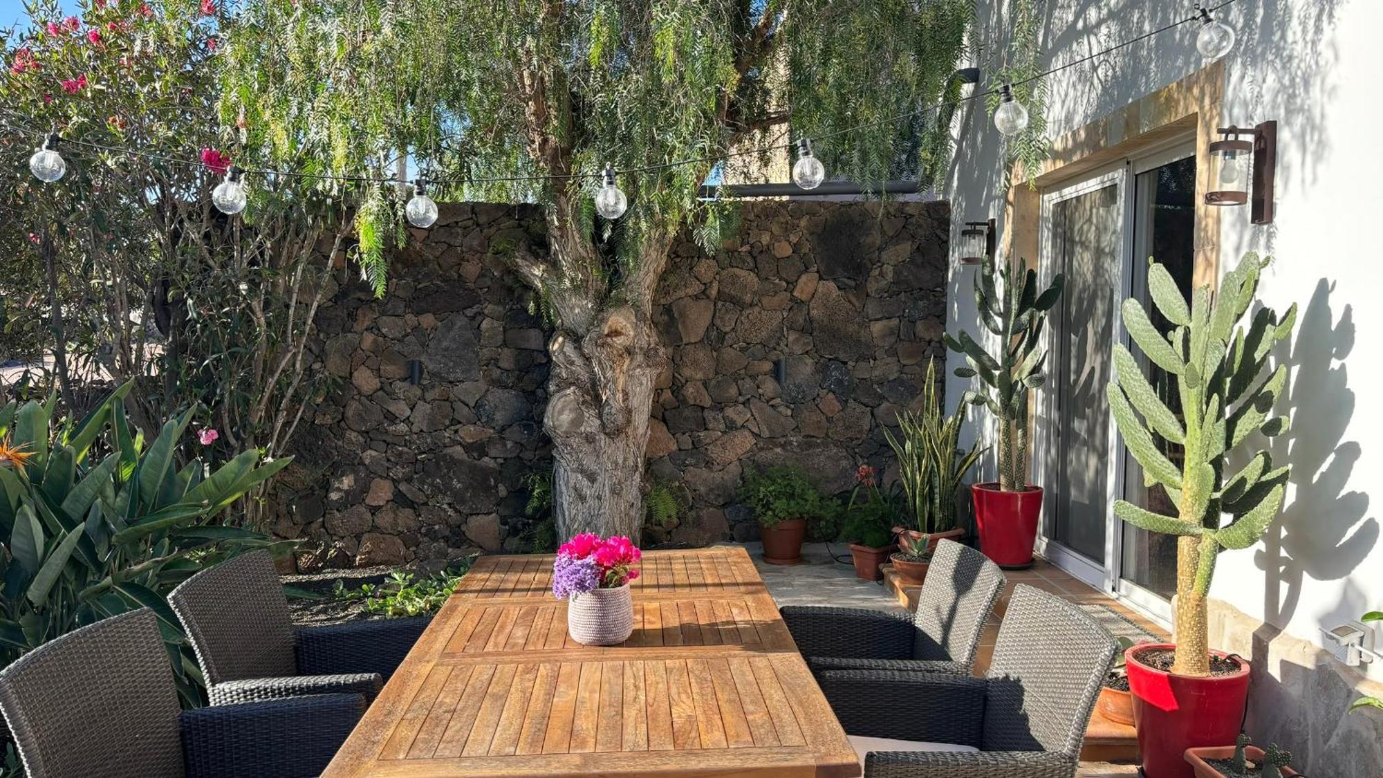 Home2Book Charming Casa Julianna Lajares Exterior photo